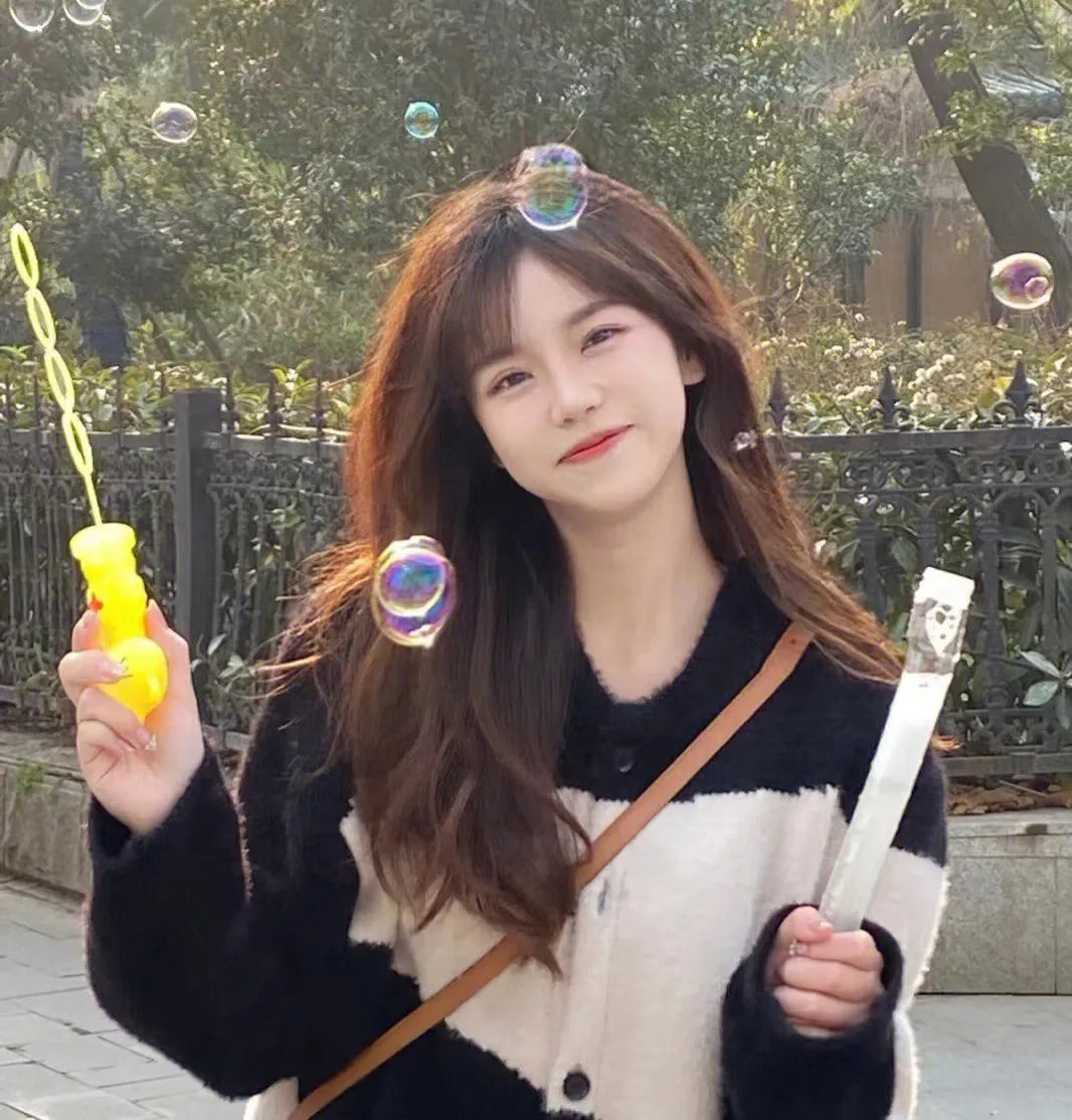 喀什古城的合约情侣